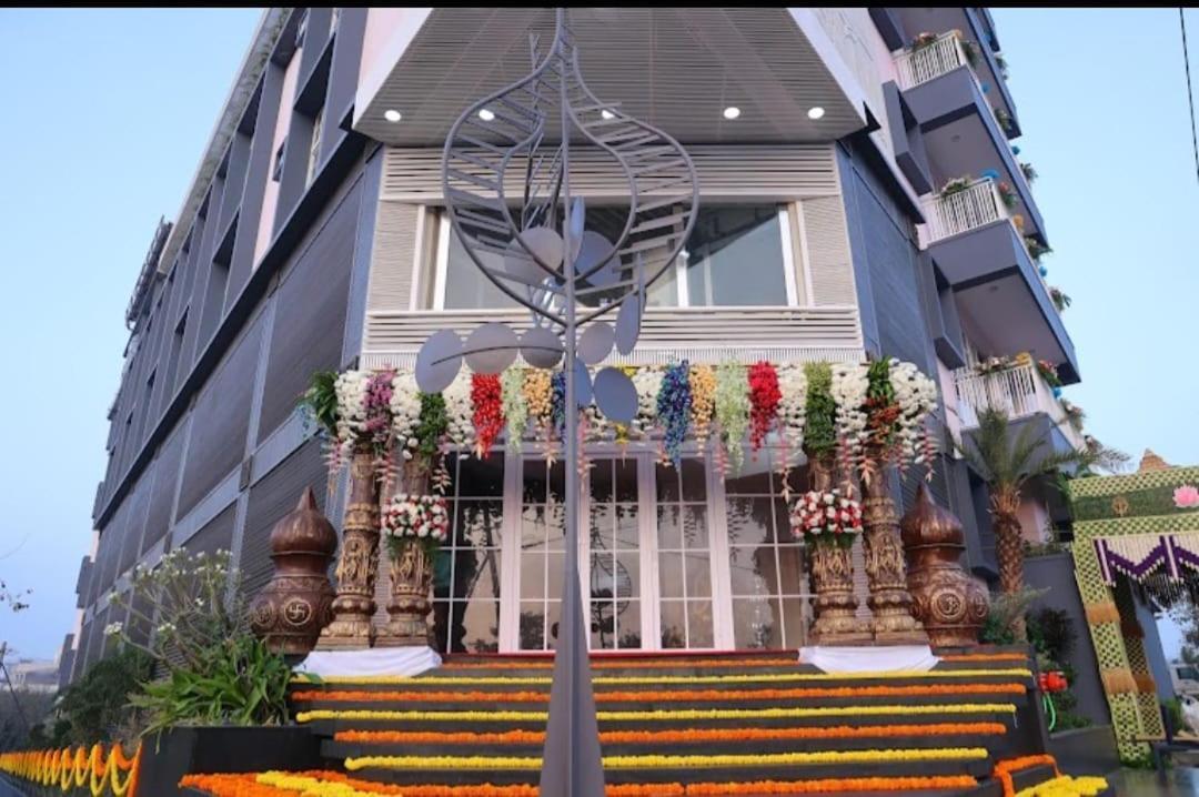 Atmosfera Bengaluru, India Aparthotel Luaran gambar